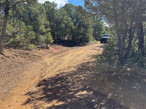 2377 Camino Del Oso, Santa Fe, NM 87501