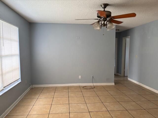 533 SW Twig Avenue S, Port Saint Lucie, FL 34983 Photo