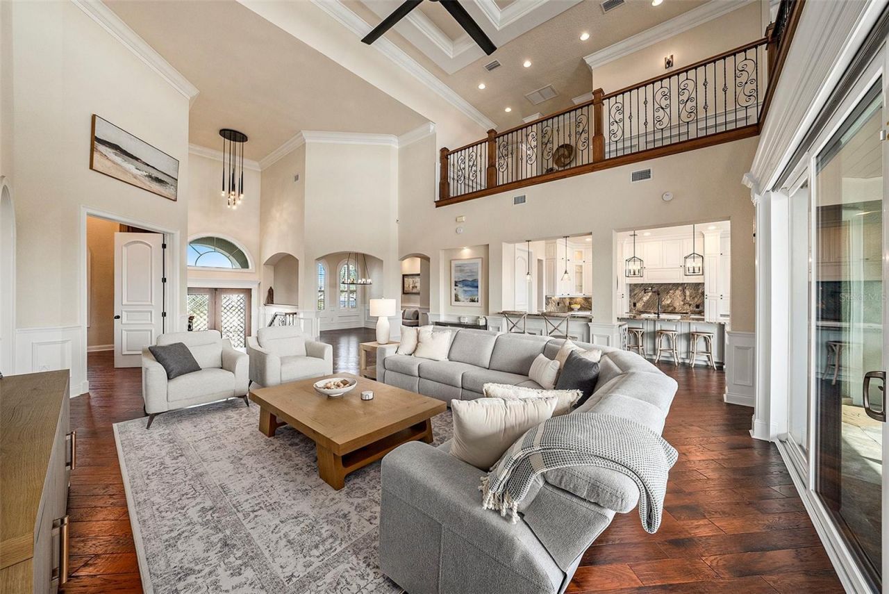 231 Midway Island, Clearwater Beach, FL 33767 Photo