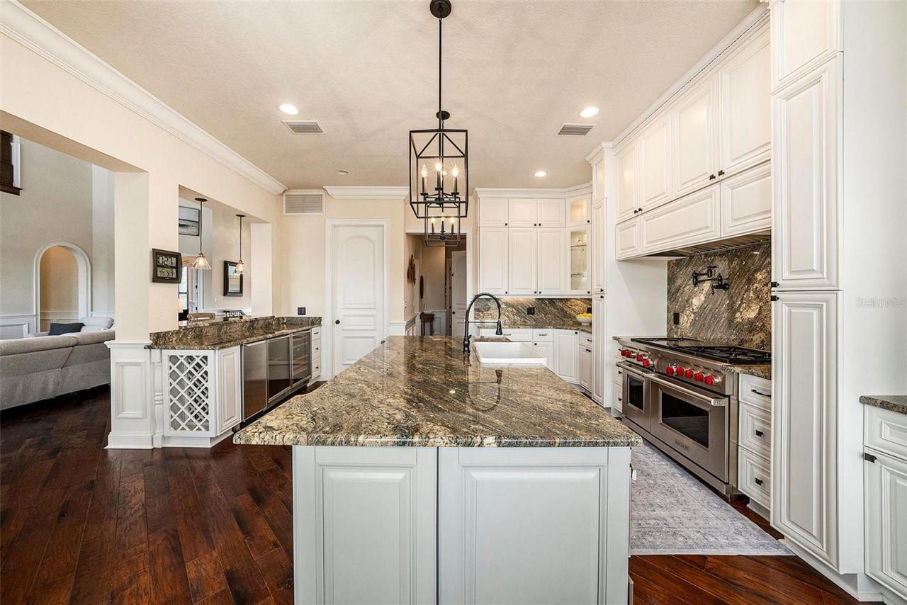 231 Midway Island, Clearwater Beach, FL 33767 Photo