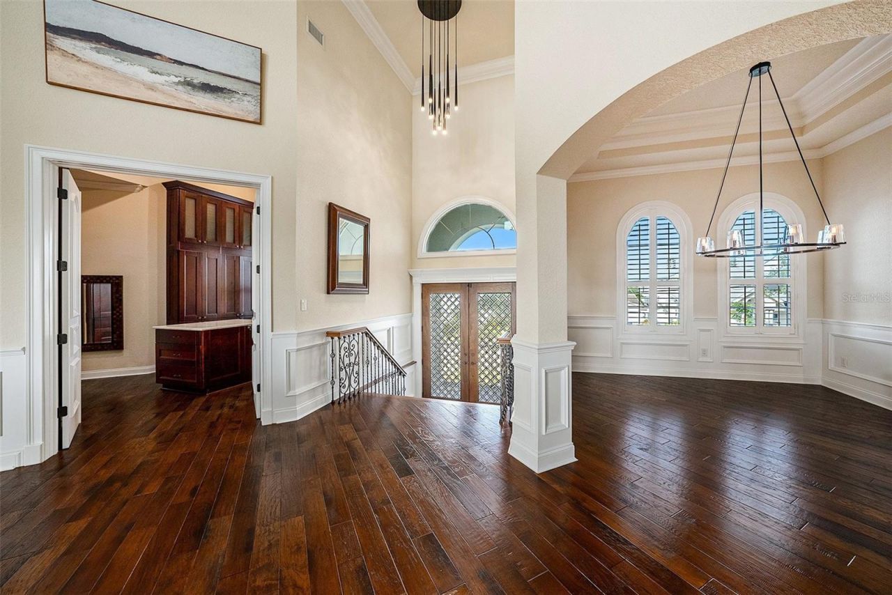 231 Midway Island, Clearwater Beach, FL 33767 Photo