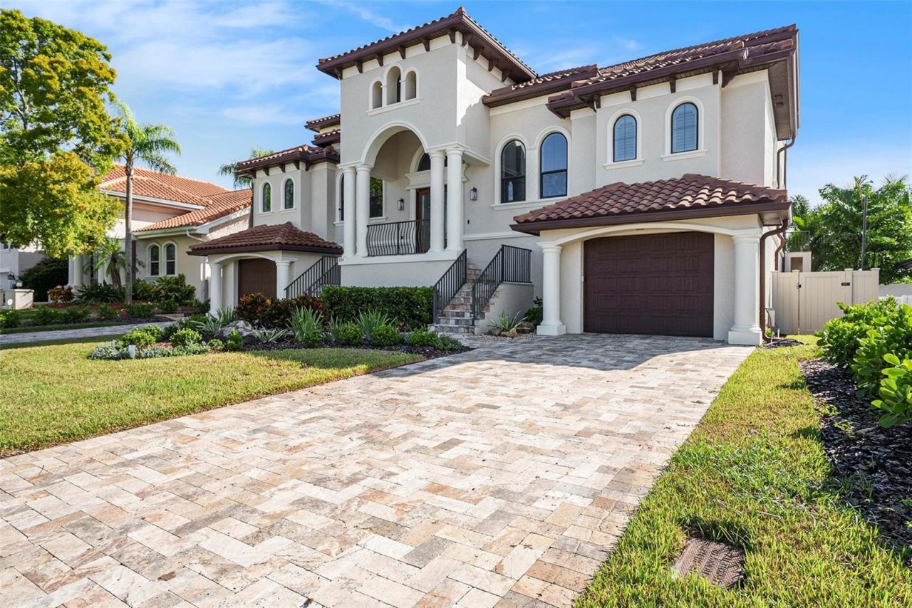 231 Midway Island, Clearwater Beach, FL 33767 Photo