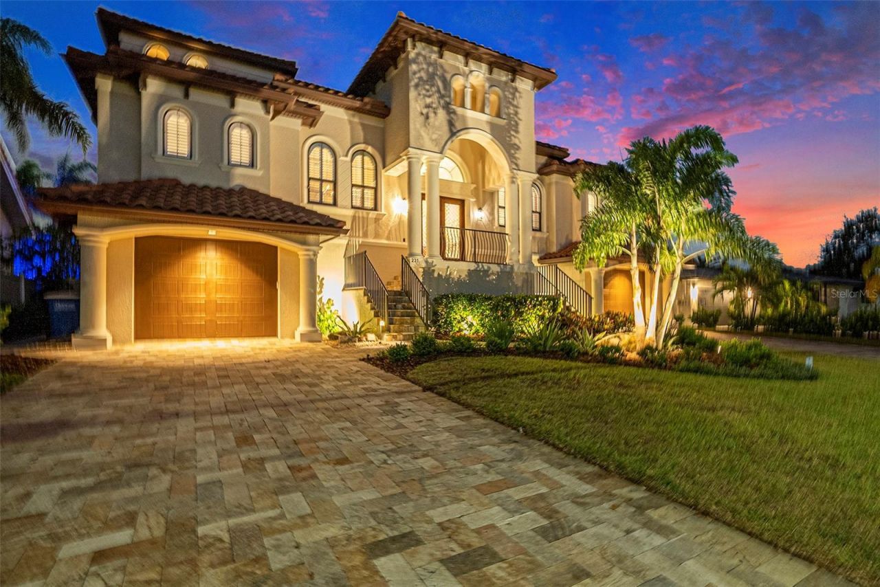 231 Midway Island, Clearwater Beach, FL 33767 Photo