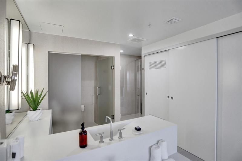 3101 Bayshore Drive, Unit 1707, Fort Lauderdale, FL 33304 Photo