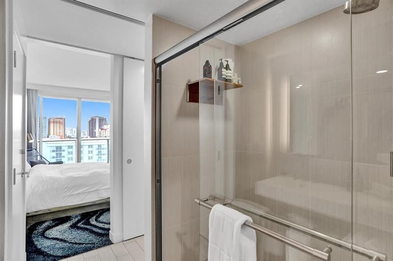 3101 Bayshore Drive, Unit 1707, Fort Lauderdale, FL 33304 Photo