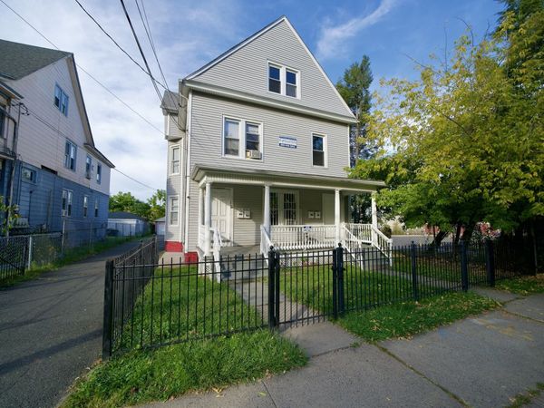 96-98 Sargeant, Hartford, CT 06154