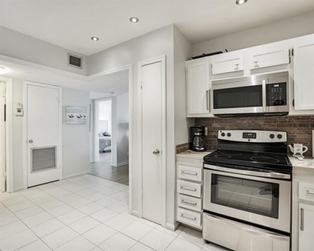 4751 NW 21st Street, Unit 604, Lauderhill, FL 33313 Photo