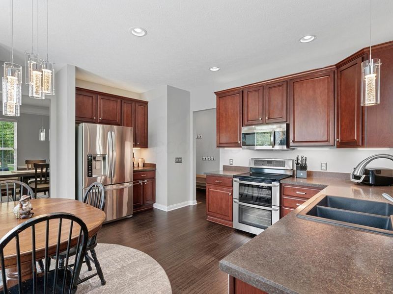 2114 Visconti Drive, Grove City, OH 43123 Photo 12