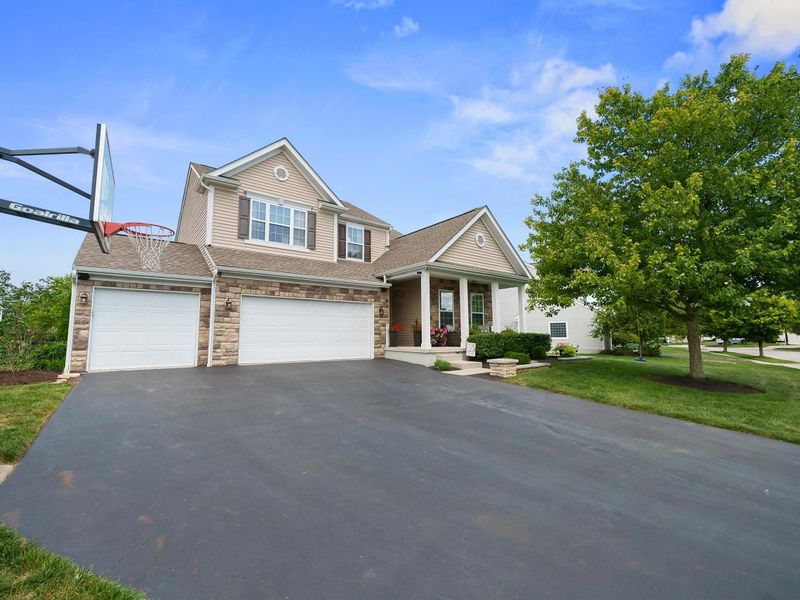 2114 Visconti Drive, Grove City, OH 43123 Photo 2