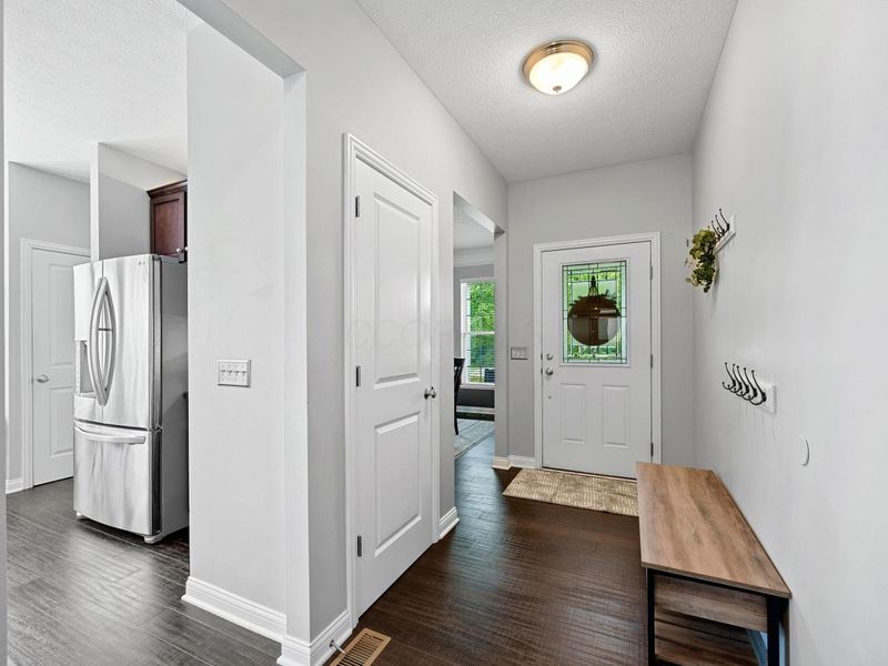 2114 Visconti Drive, Grove City, OH 43123 Photo 4