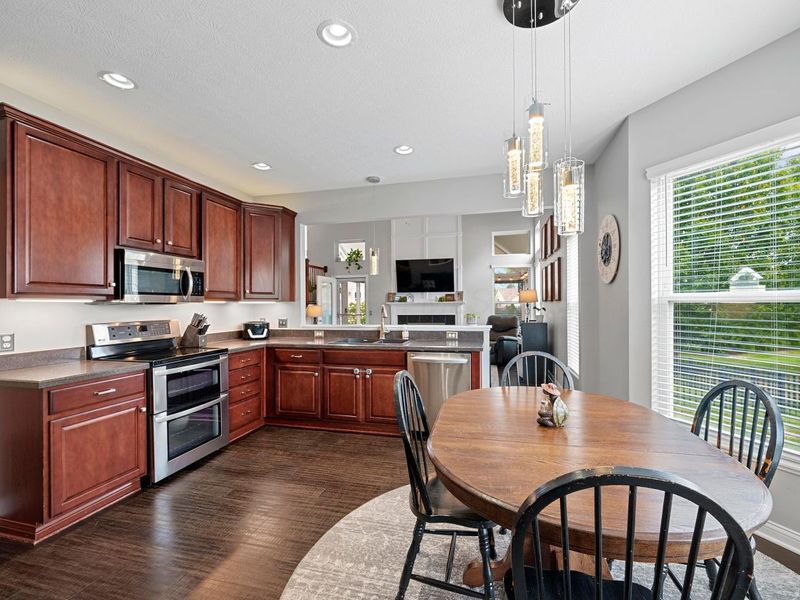 2114 Visconti Drive, Grove City, OH 43123 Photo 8