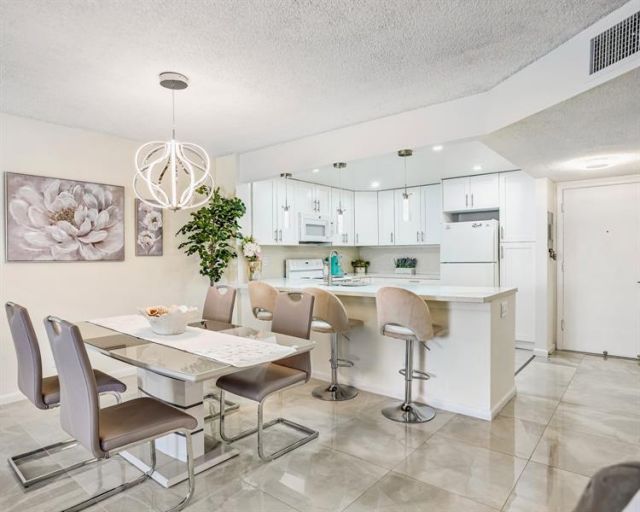 4751 NW 21st Street, Unit 300, Lauderhill, FL 33313 Photo