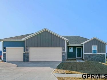 12311 S 205th Avenue, Gretna, NE 68028