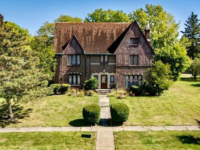 900 S Spring St., Bucyrus, OH 44820 Main Photo