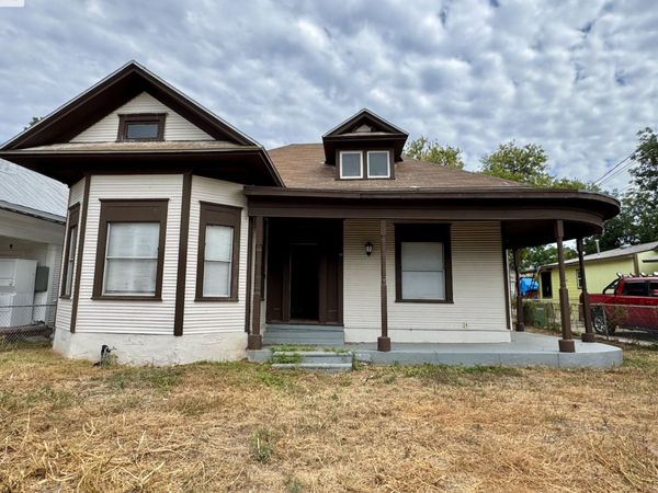 821 Leal, San Antonio, TX 78207