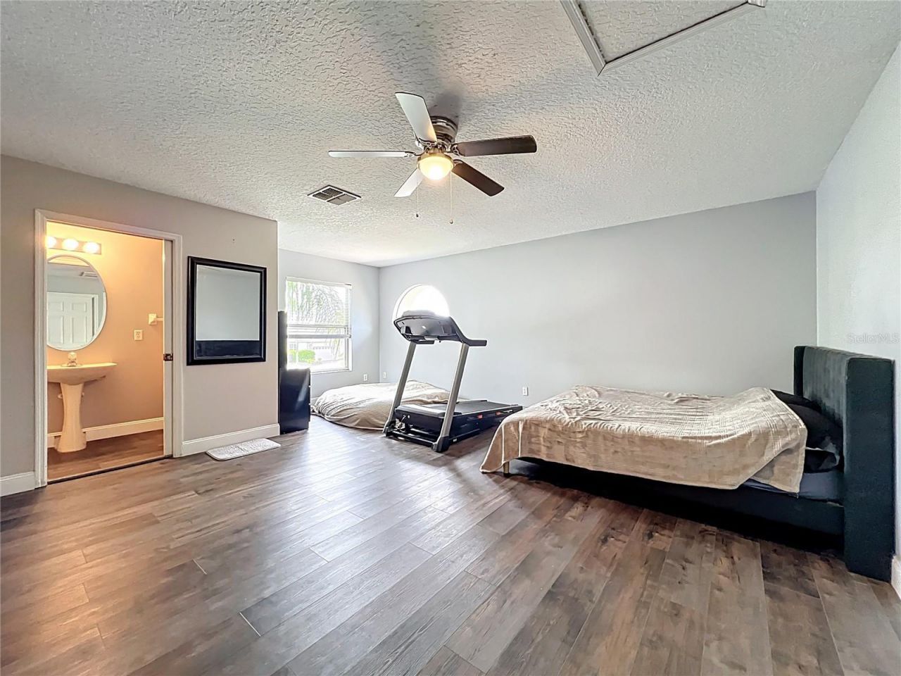 4552 Lake Calabay Drive, Orlando, FL 32837 Photo