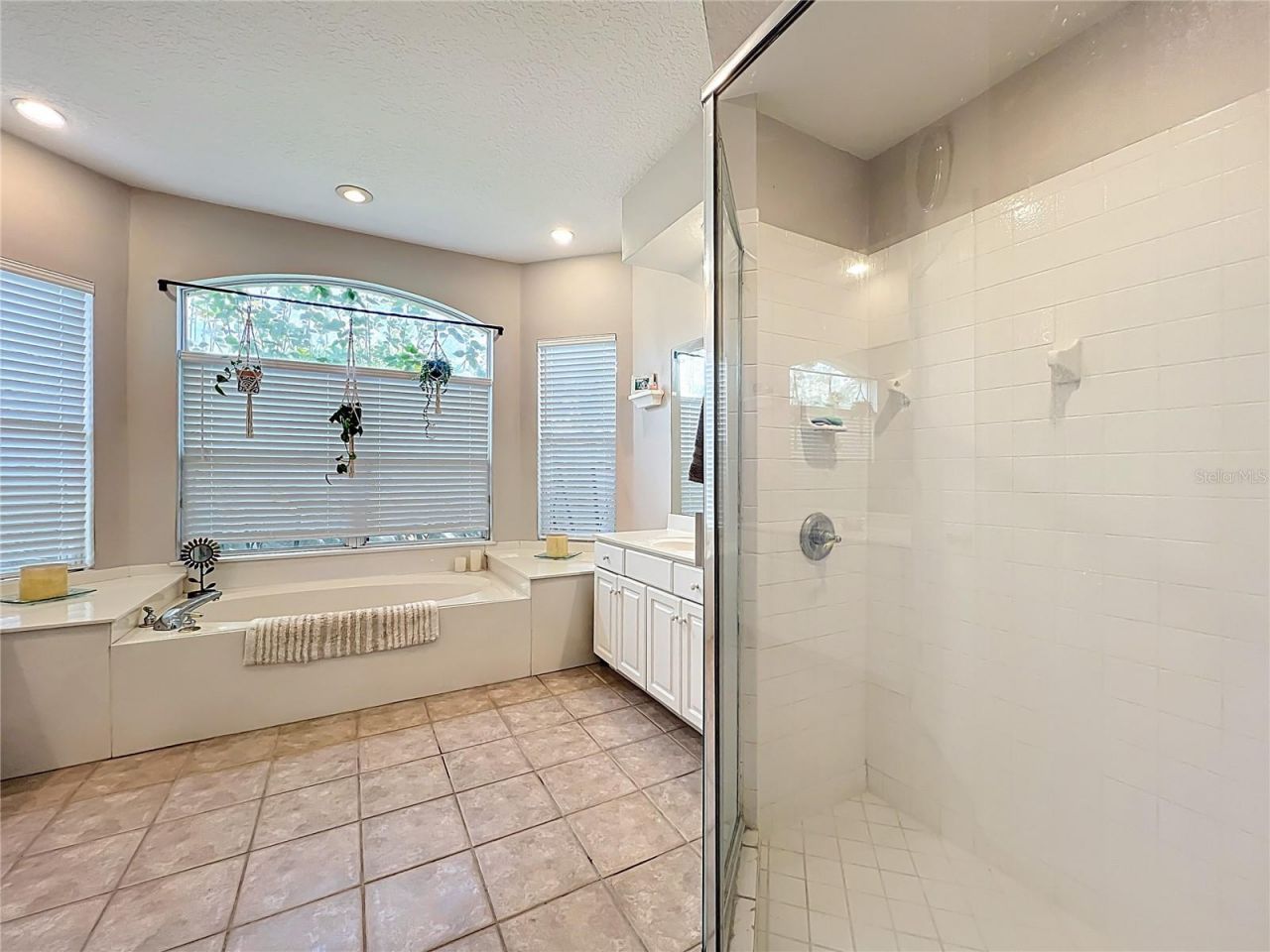 4552 Lake Calabay Drive, Orlando, FL 32837 Photo