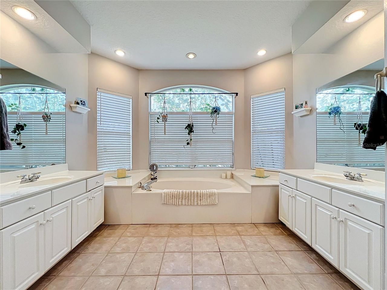 4552 Lake Calabay Drive, Orlando, FL 32837 Photo