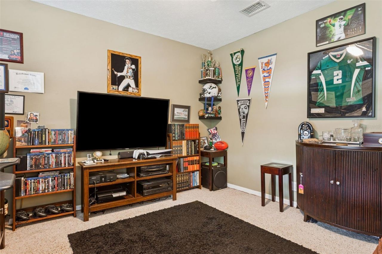 413 Montrose Avenue, Temple Terrace, FL 33617 Photo