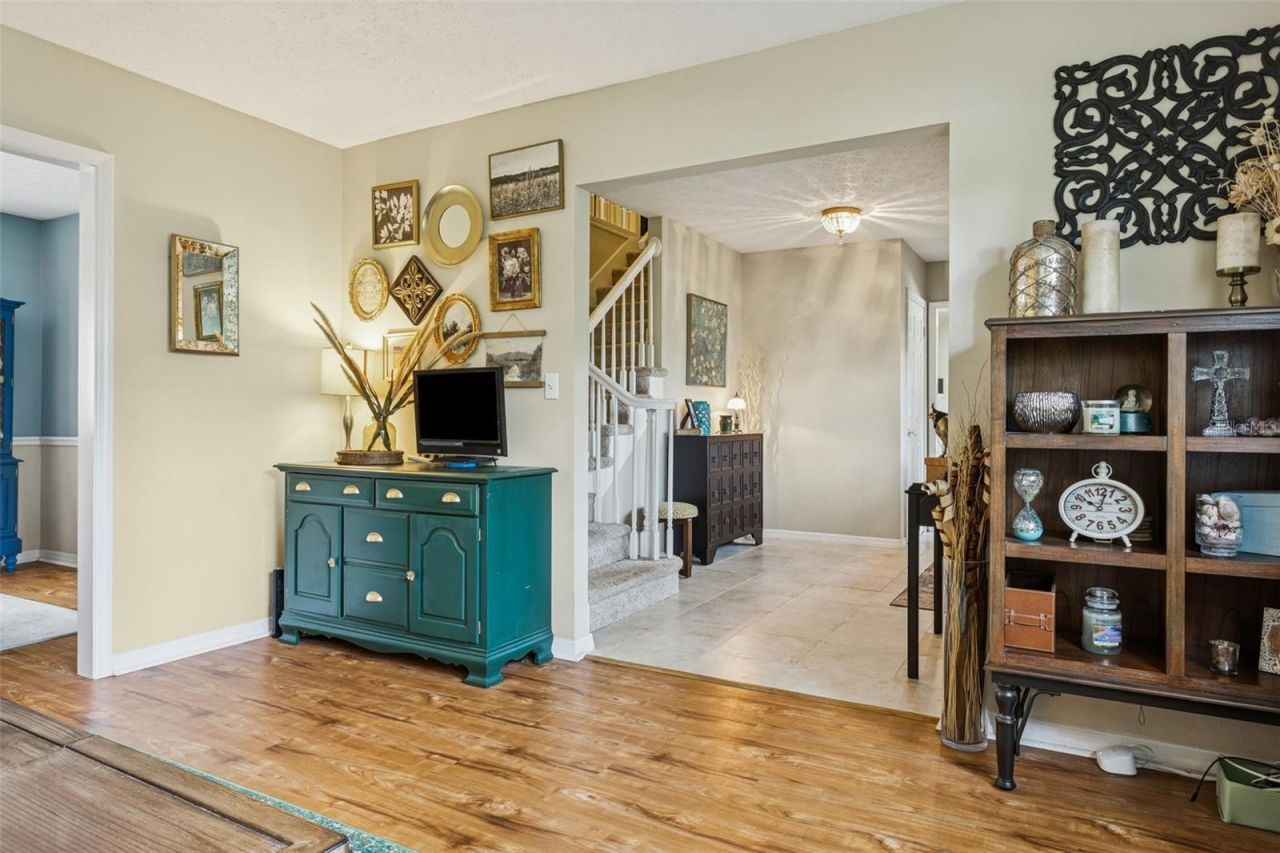 413 Montrose Avenue, Temple Terrace, FL 33617 Photo