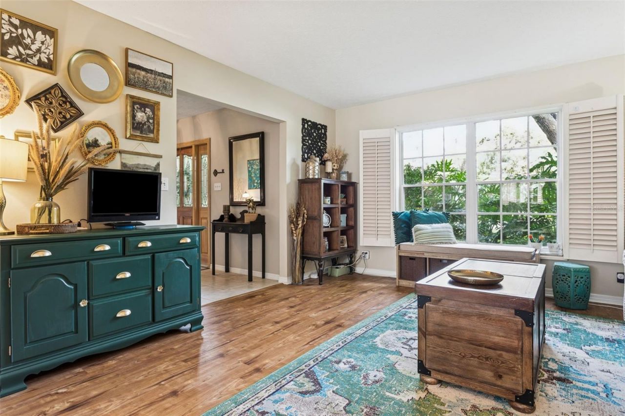 413 Montrose Avenue, Temple Terrace, FL 33617 Photo