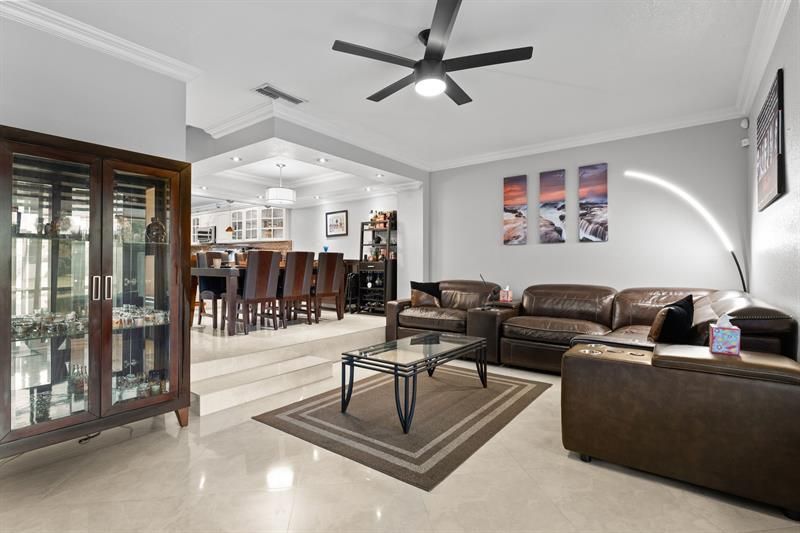 9119 Limetree Lane, Unit 169, Pembroke Pines, FL 33024 Photo