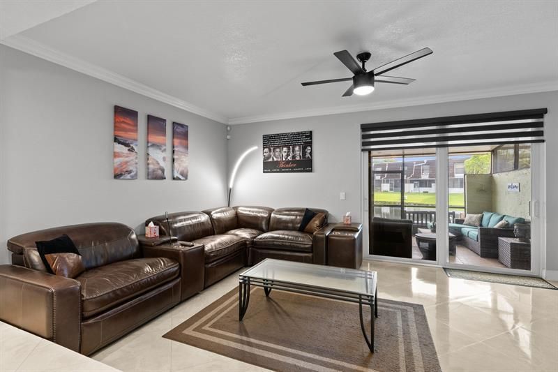 9119 Limetree Lane, Unit 169, Pembroke Pines, FL 33024 Photo