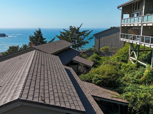 301 Otter Crest Lp, Otter Rock, OR 97369