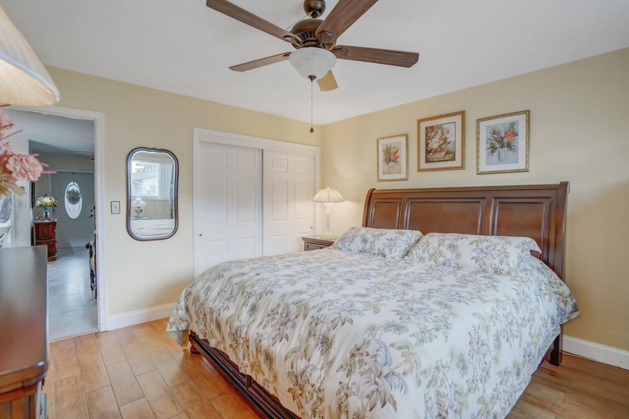 2100 NE 38th Street, Unit 111, Lighthouse Point, FL 33064 Photo