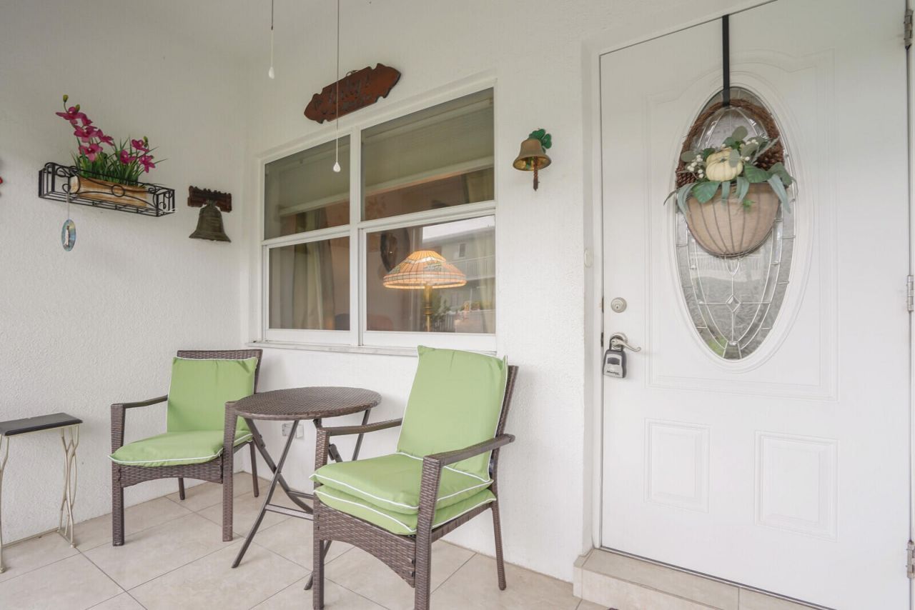 2100 NE 38th Street, Unit 111, Lighthouse Point, FL 33064 Photo