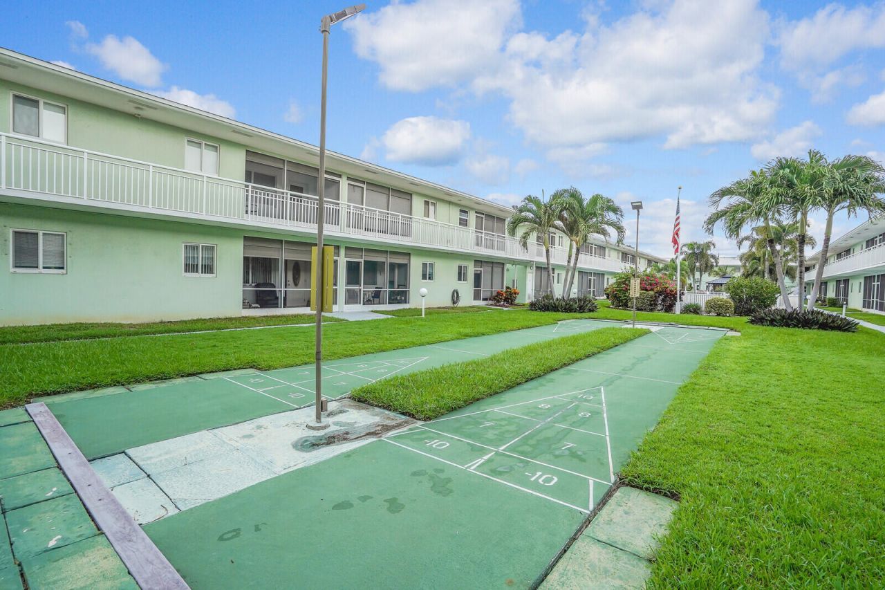 2100 NE 38th Street, Unit 111, Lighthouse Point, FL 33064 Photo