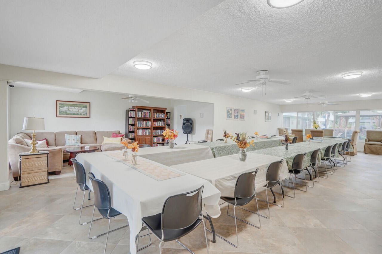 2100 NE 38th Street, Unit 111, Lighthouse Point, FL 33064 Photo