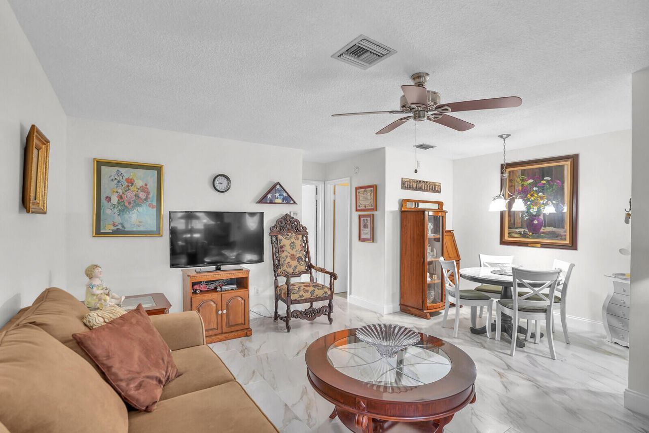 2100 NE 38th Street, Unit 111, Lighthouse Point, FL 33064 Photo