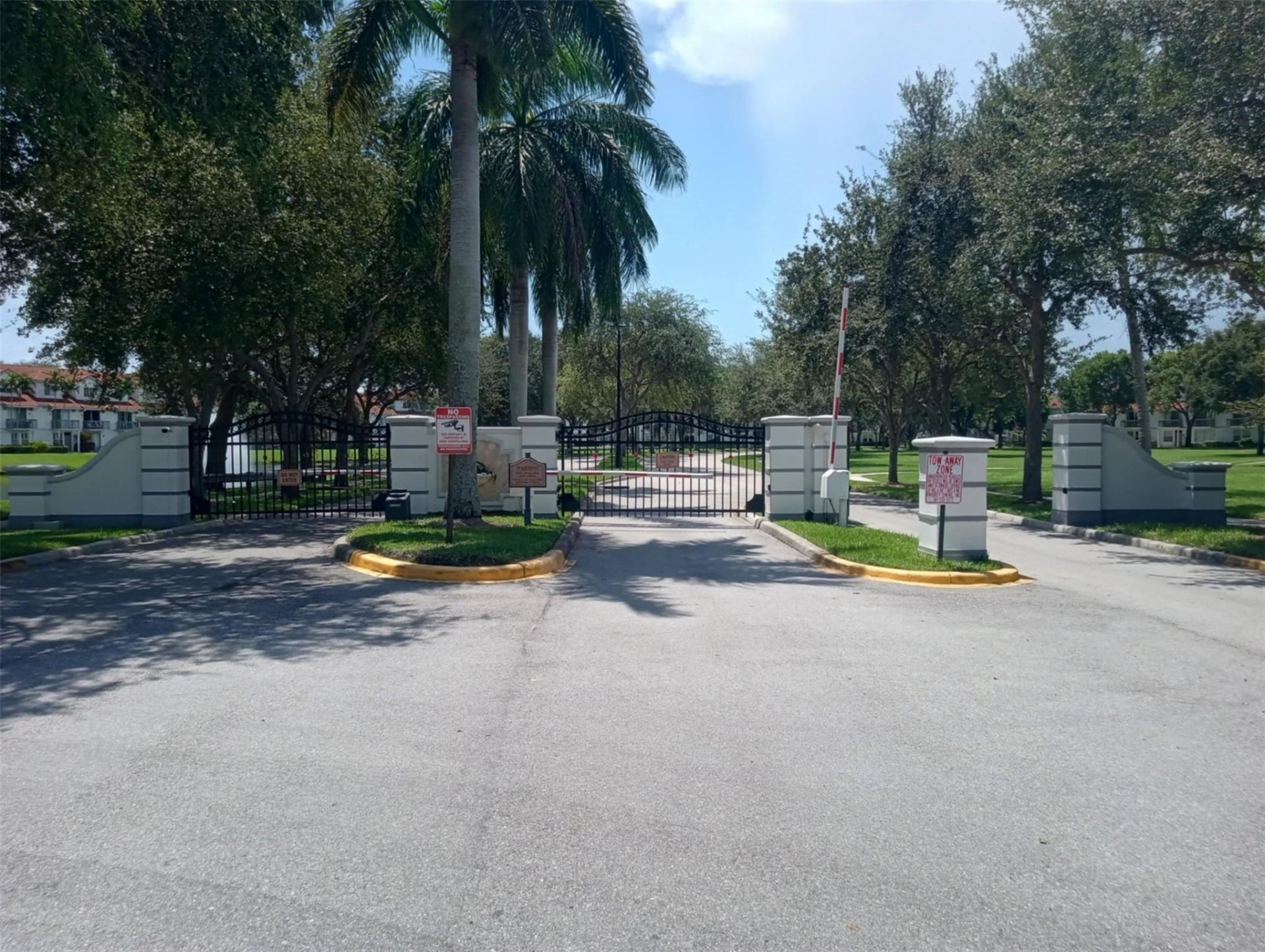 2018 Alta Meadows Ln, Unit 407, Delray Beach, FL 33444 Photo