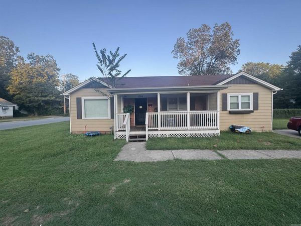 1724 Augusta St., North Little Rock, AR 72214