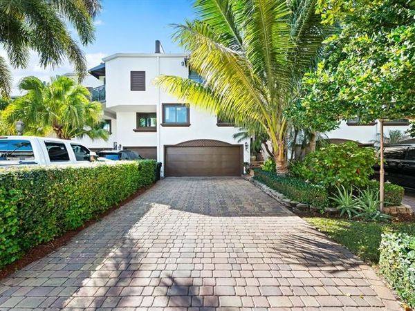 3014 NE 49th Street, Unit 5, Fort Lauderdale, FL 33308