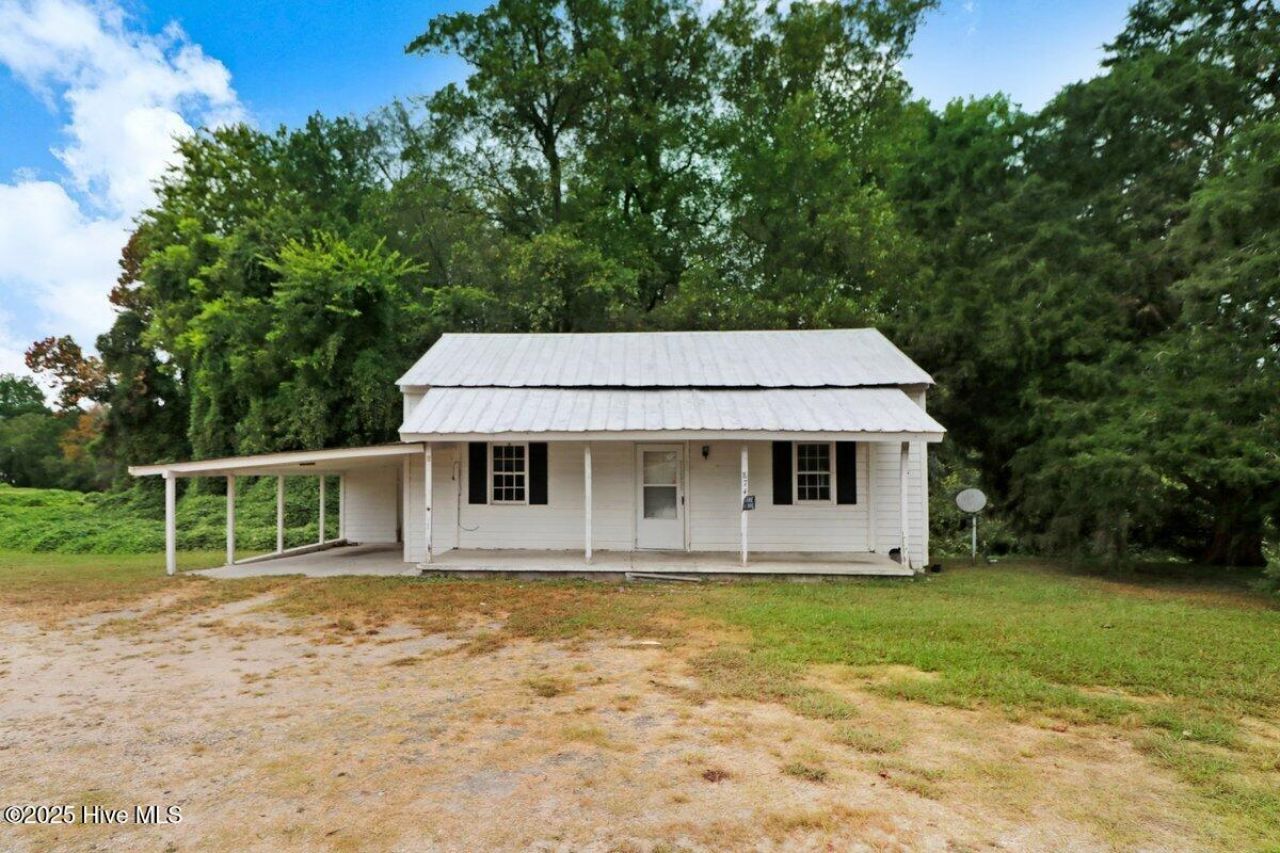 269 S Coral Bells Way, Four Oaks, NC 27524 Main Photo