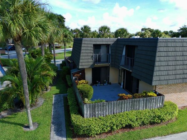 620 6TH WAY, WEST PALM BEACH, FL 33407