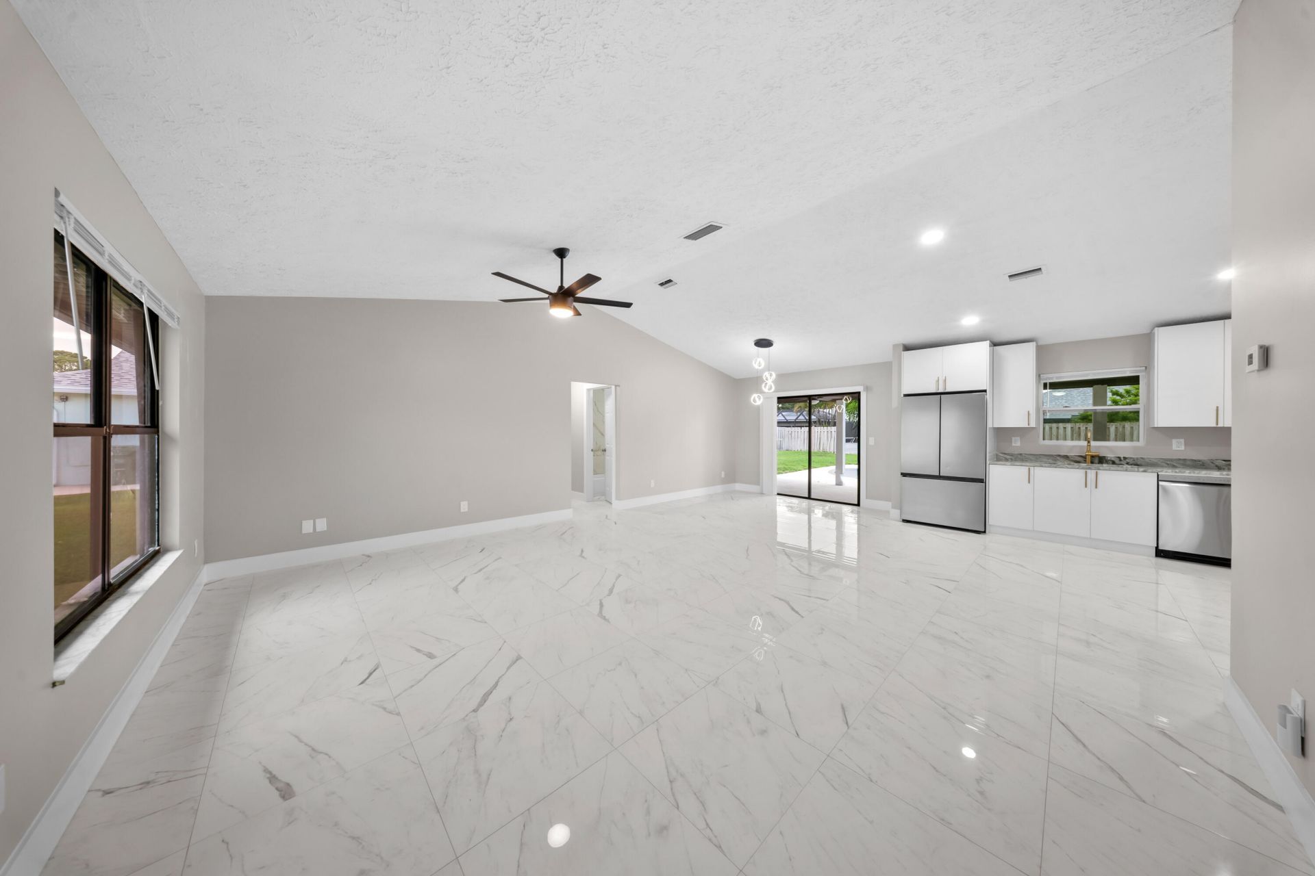 431 SE Volkerts Terrace, Port Saint Lucie, FL 34983 Photo