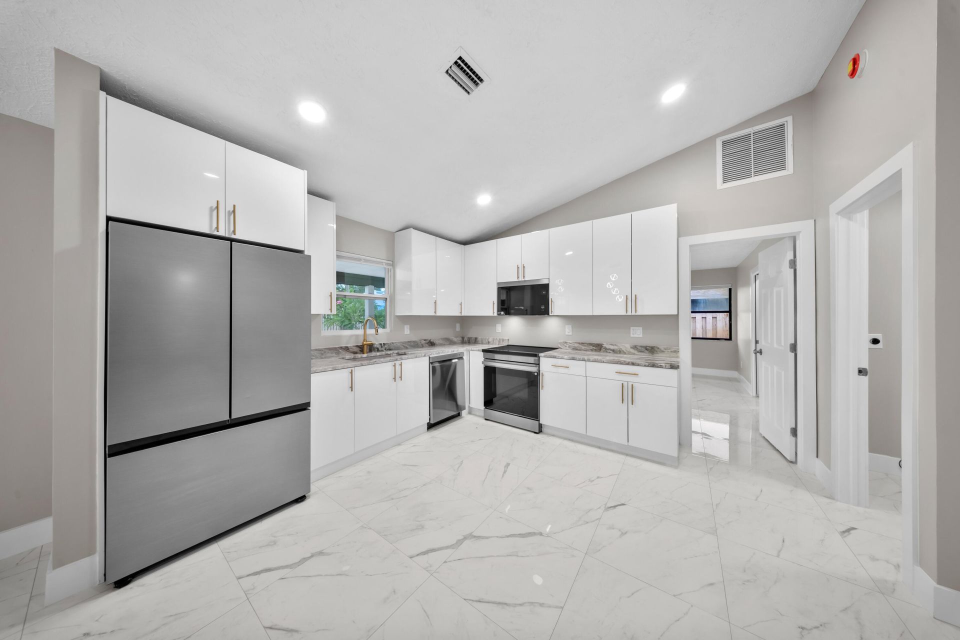 431 SE Volkerts Terrace, Port Saint Lucie, FL 34983 Photo