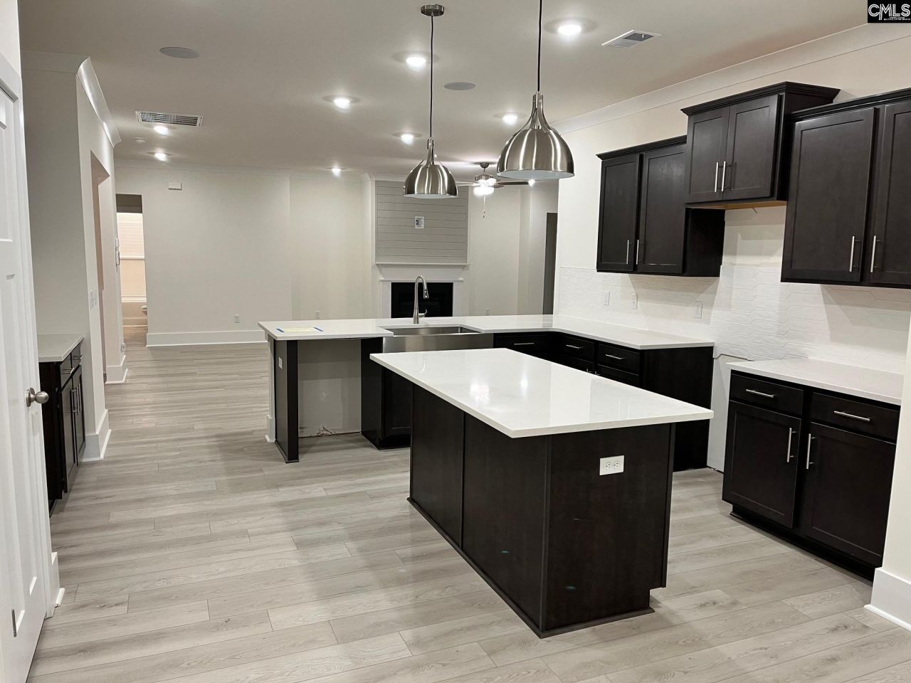 2066 Allan Crest Road Photo 14