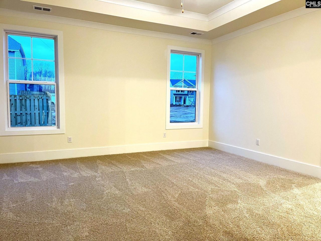 2066 Allan Crest Road Photo 20