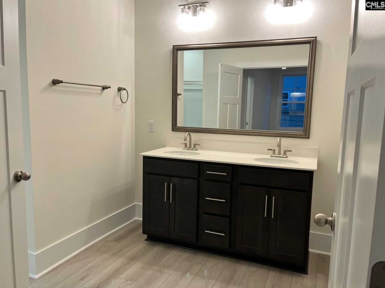 2066 Allan Crest Road Photo 23