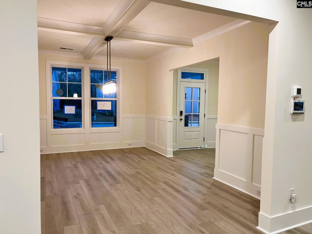 2066 Allan Crest Road Photo 5