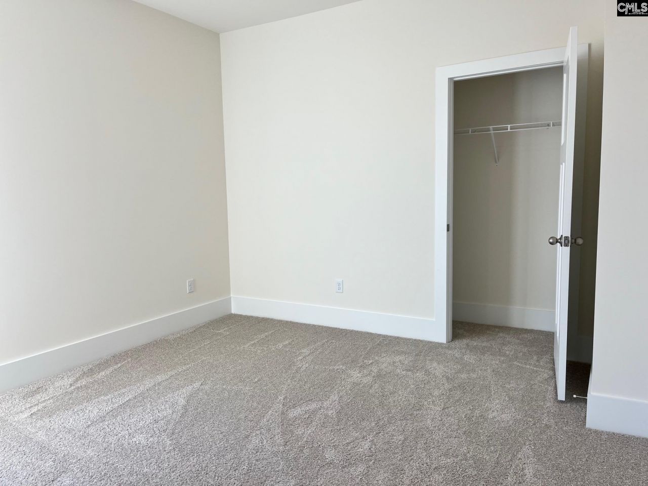 2084 Allan Crest Road Photo 34