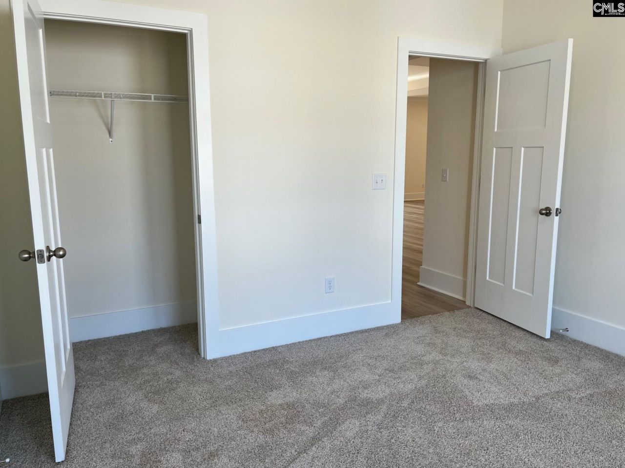 2084 Allan Crest Road Photo 37