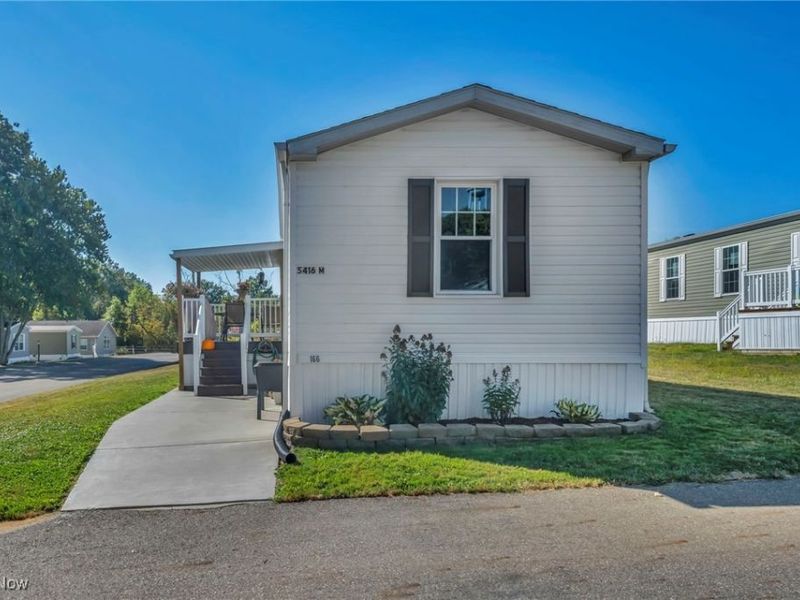 5416 M Street NE, Magnolia, OH 44643 Photo 4