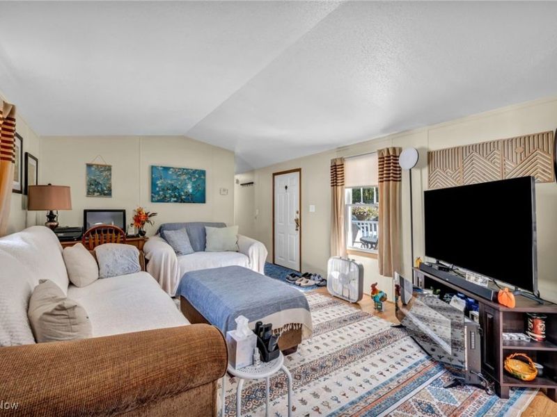 5416 M Street NE, Magnolia, OH 44643 Photo 5