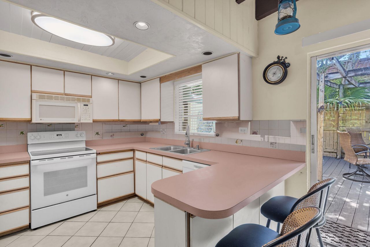 5353 Dogwood Dell Street, Marathon, FL 33050 Photo