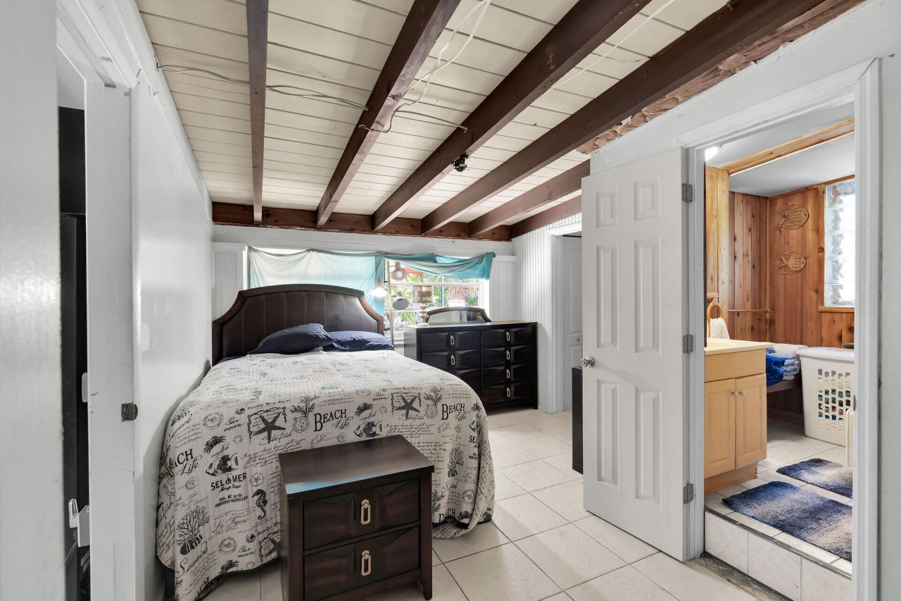 5353 Dogwood Dell Street, Marathon, FL 33050 Photo